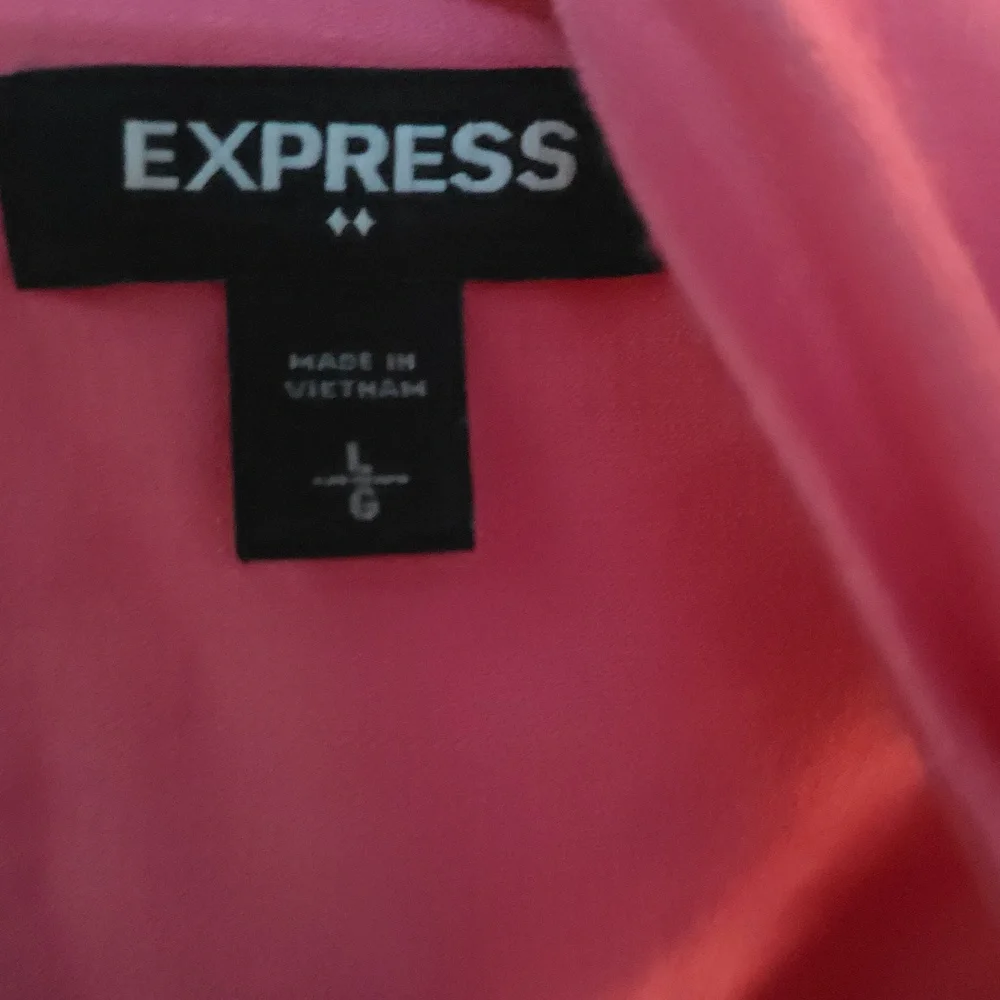 Pink Ruffled V-Neck Dress - Picture 2 of 4